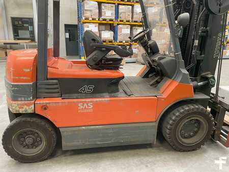 Elektro čtyřkolový VZV 2008  Toyota 7FBMF45 (15)