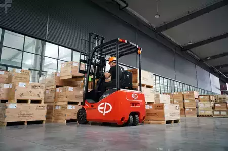 Elektromos 3 kerekű 2025  EP Equipment TCL101 (7)