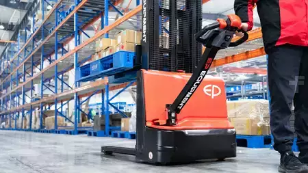 Magasemelésű béka 2025  EP Equipment DS3 (1)
