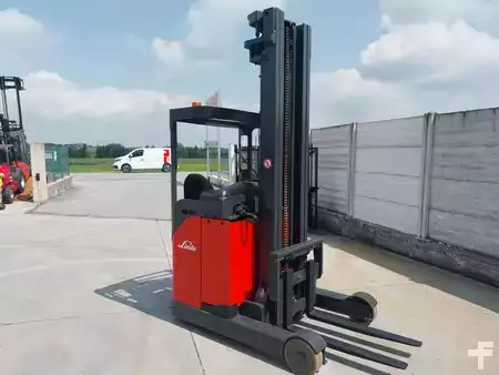 Carrelli retrattili 2013  Linde R16 (3)