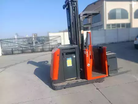 Vertikal-Kommissionierer 2009  Linde V11 (3)