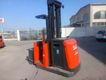 Vertikal-Kommissionierer 2009  Linde V11 (4)