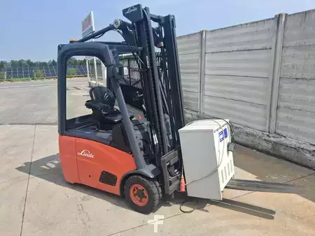 Elektrisk- 3 hjul 2010  Linde E14 (4)