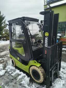 Nestekaasutrukki 2018  Clark C18 (4)