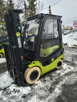 Carretilla elevadora GLP 2021  Clark C18 (1)