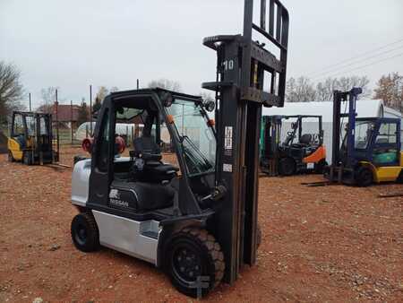 Biogas truck 2006  Nissan UGD02A32PQ (2)