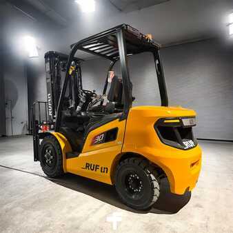 Carretilla elevadora diésel 2025  UN Forklift  F Serie 3.0T Diesel Kubota (1)