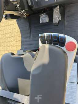 El Truck - 4-hjul 2025  UN Forklift V Series 2.5T (10)