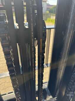 El Truck - 4-hjul 2025  UN Forklift V Series 2.5T (3)