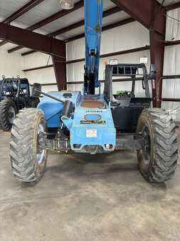 Manipulador Telescópico fijo 2015  Genie GTH-844 (4)