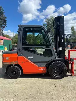 Carrelli elevatori diesel 2022  Toyota 8FDJF35 CABINA SIDE SHIFT ; DIESEL WITHOUT/NO DPF EXPORT (1)