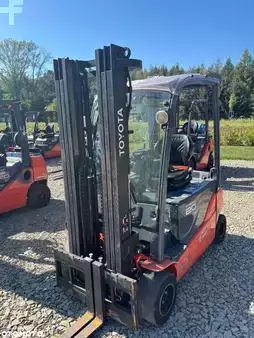 Elektro 4 Rad 2019  Toyota 8 FBMT20 (2)