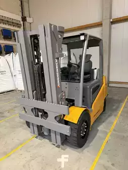 Carrelli elettrici 4 ruote 2024  Jungheinrich EFG 540 (3)