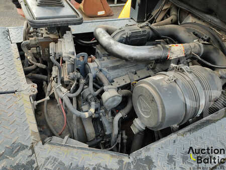 Dízel targoncák 2011  Still R70-70 (10)