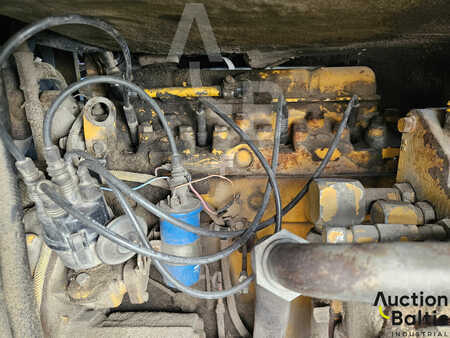 Benzínový vzv 1979  CAT Lift Trucks BO-BO CAT V80D (15)