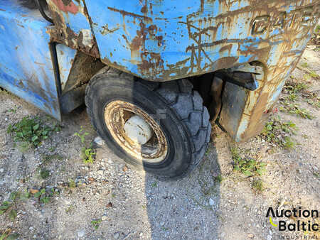 Benzínový vzv 1979  CAT Lift Trucks BO-BO CAT V80D (20)
