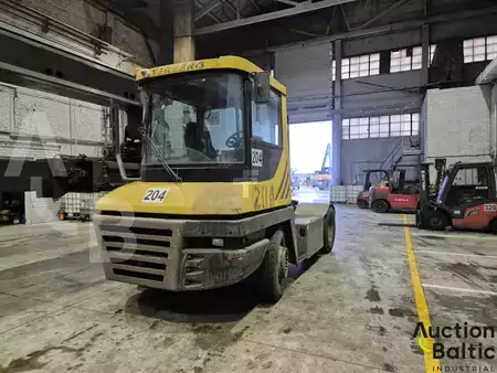Terminálový traktor 2012  Terberg RT223 (1)