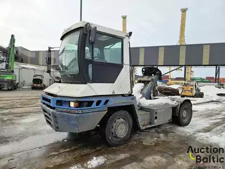 Terminál traktor 2007  Terberg RT222 (1)