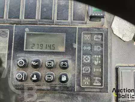 Terminál traktor 2007  Terberg RT222 (11)