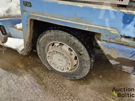 Terminál traktor 2007  Terberg RT222 (19)