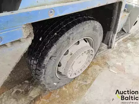 Terminál traktor 2007  Terberg RT222 (20)