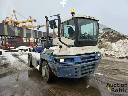 Terminál traktor 2007  Terberg RT222 (3)
