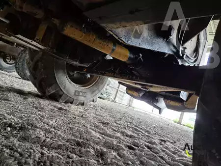 Телескопічний навантажувач жорсткий 1995  JCB 535-67 (18)