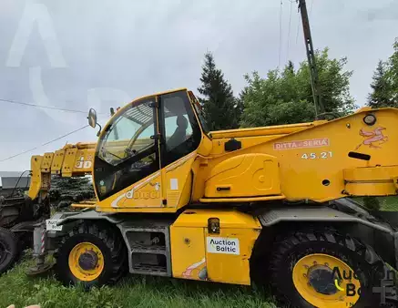 Teleskoptruck fast bom 2009  Dieci Pegasus 45.21 (1)