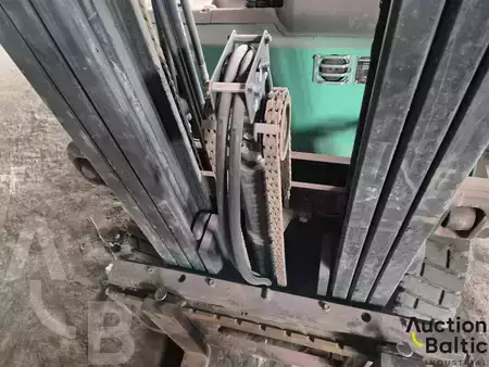 Diesel truck 2019  Mitsubishi YDM-KF18D (14)