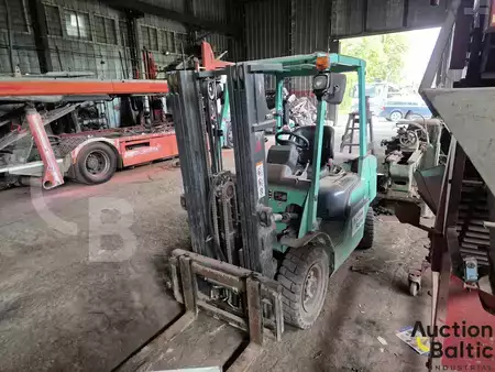 Diesel truck 2019  Mitsubishi YDM-KF18D (2)
