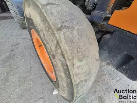 Terénní vysokozdvižný vozík 2006  Ausa CH 250 (9)