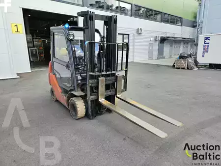 Wózki widłowe diesel 2019  Toyota 02-8 FG KF 20 (2)