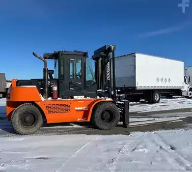 Diesel Forklifts 2013  Doosan D110S-5 (2)