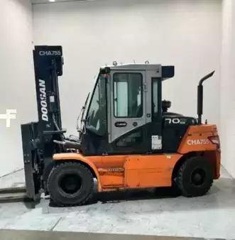 Diesel Forklifts 2018  Doosan D70S-7 (1)
