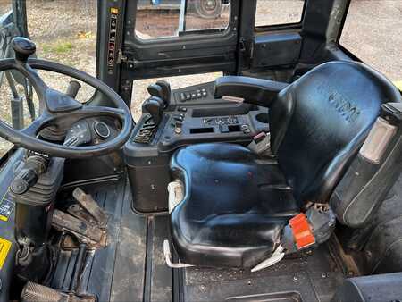 Diesel Forklifts 2017  Hyundai 70D-9 (8)