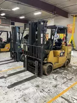 Propane Forklifts 2019  CAT Lift Trucks GC45K (1)