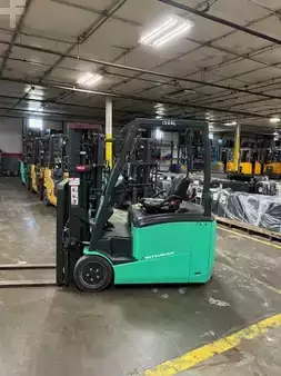 Montacargas diésel 2019  Mitsubishi FB18PNT (4)