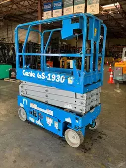 Misceláneos 2018  Genie GS-1930 (35)