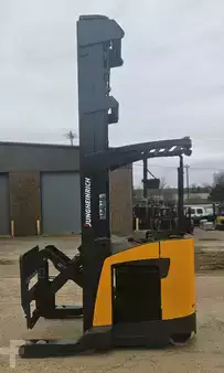 Reach Trucks 2015  Jungheinrich ETR345A (1)