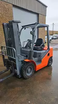 Diesel Forklifts 2017  Heli CPCD25 (25)