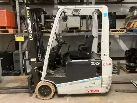 4-Wheel Electric 2014  Unicarriers FTB20-A1 (1)