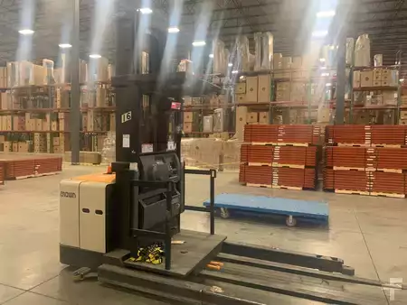 Order Picker 2017  Crown SP3580F-15 (5)