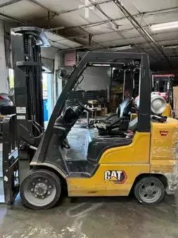 Montacargas GLP 2020  CAT Lift Trucks 2C8000-SWB (2)