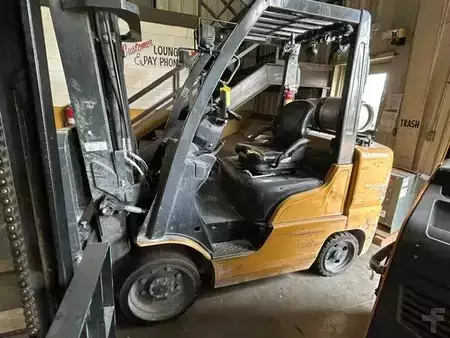 Montacargas GLP 2020  CAT Lift Trucks 2C8000-SWB (10)