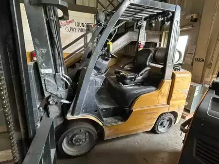 Montacargas GLP 2020  CAT Lift Trucks 2C8000-SWB (17)