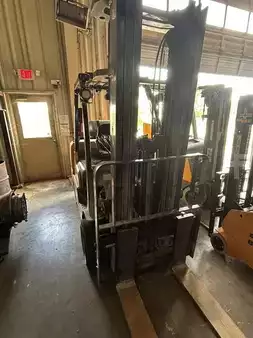 Montacargas GLP 2020  CAT Lift Trucks 2C8000-SWB (18)