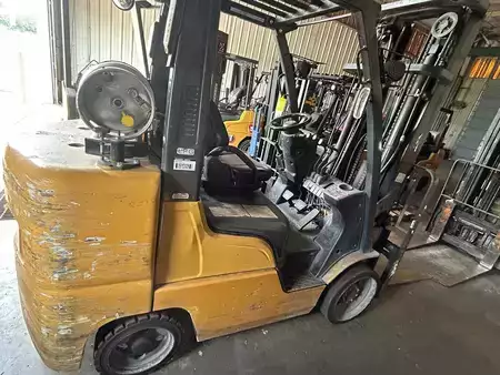 Montacargas GLP 2020  CAT Lift Trucks 2C8000-SWB (8)