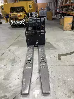 Patín Eléctrico 2020  Yale MPE080VH (30)