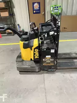 Patín Eléctrico 2020  Yale MPE080VH (11)