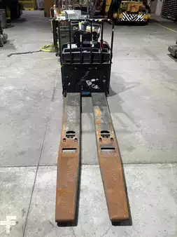 Patín Eléctrico 2020  Yale MPE080VH (10)